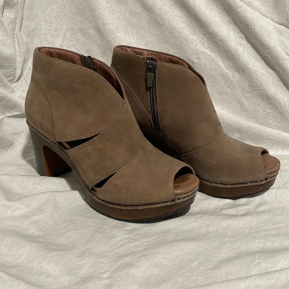 Dansko Delphina Booties